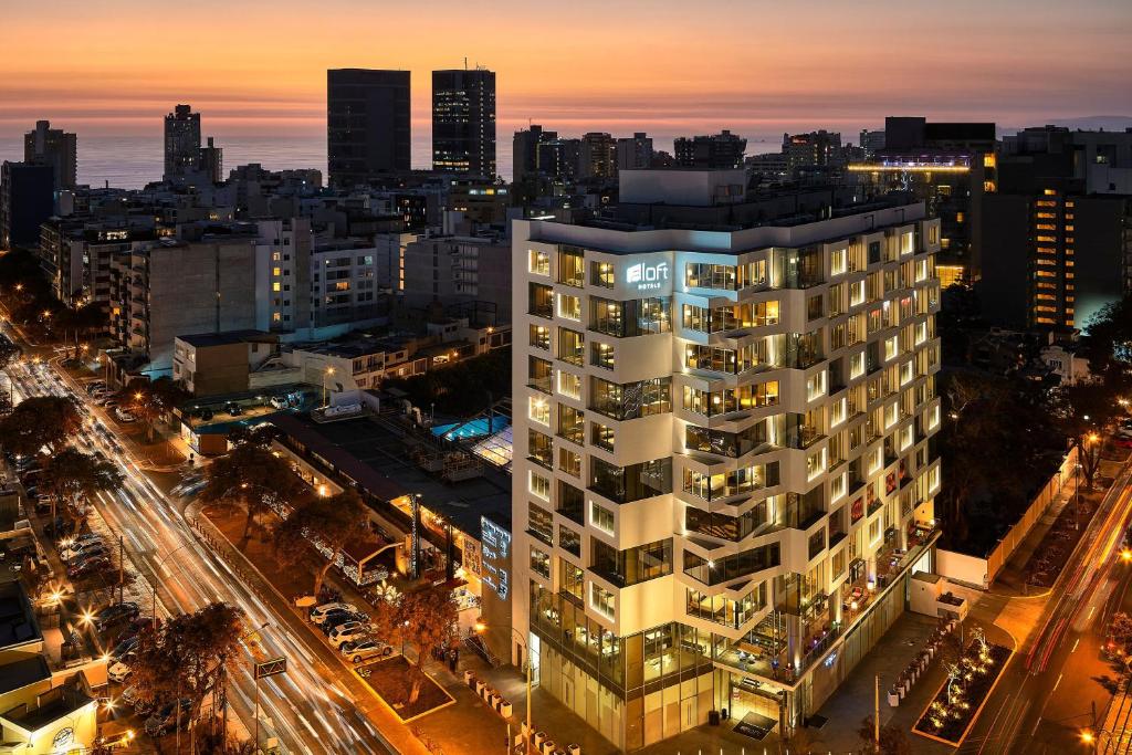 Aloft Lima Miraflores Hotel