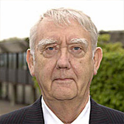 Dr. Alexander Wandeler