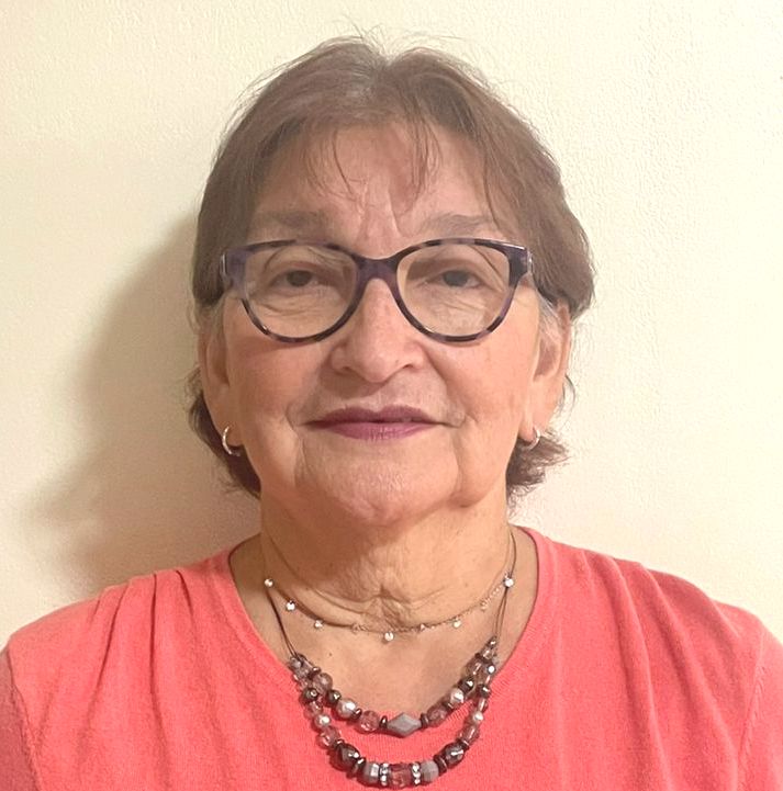 Dra. Ana M. Navarro